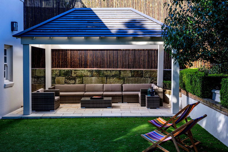 Kambala (Heated pool with view)