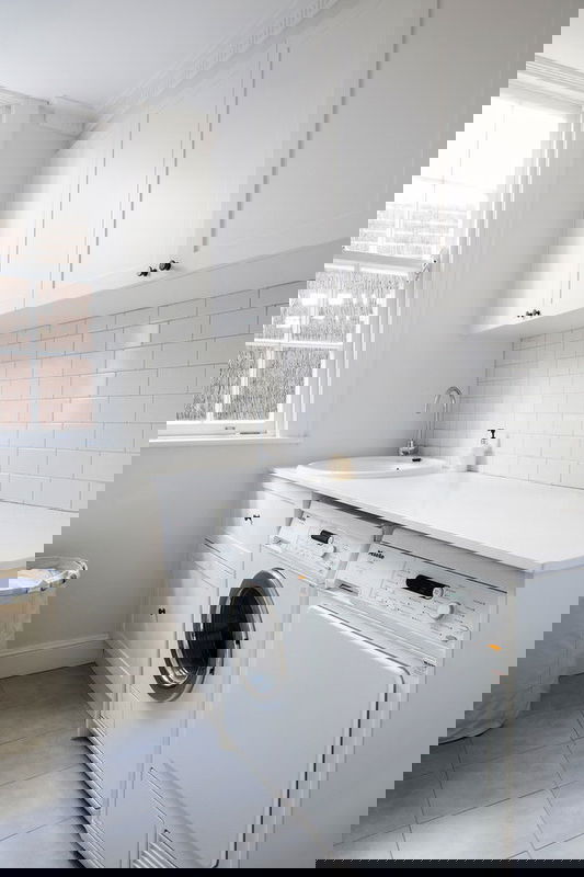 Kambala (Heated pool with view)