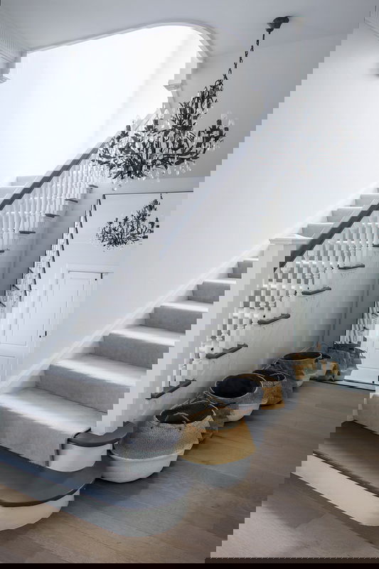 Kambala (Heated pool with view)