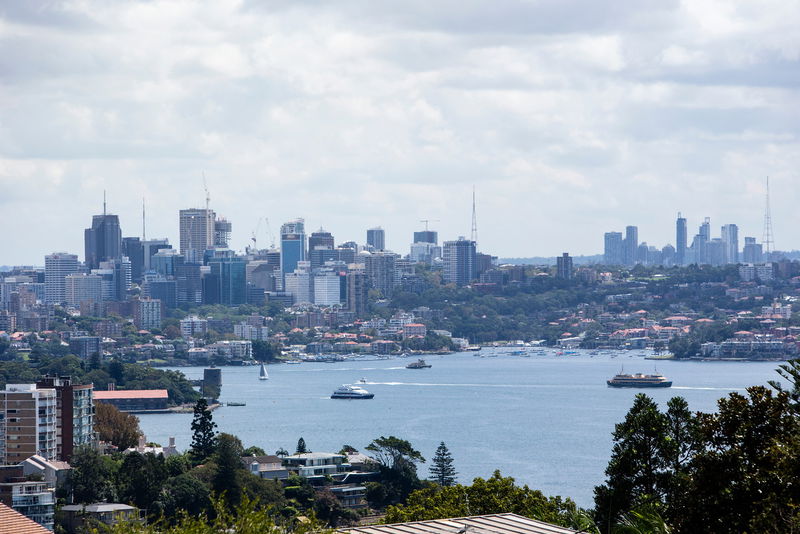 Kambala (Heated pool with view)