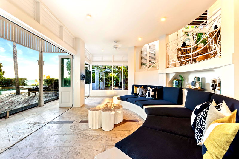 Lighthouse Port Douglas (Heated Pool)