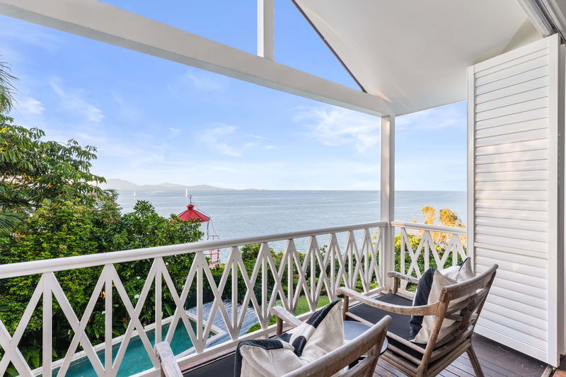 Lighthouse Port Douglas (Heated Pool)