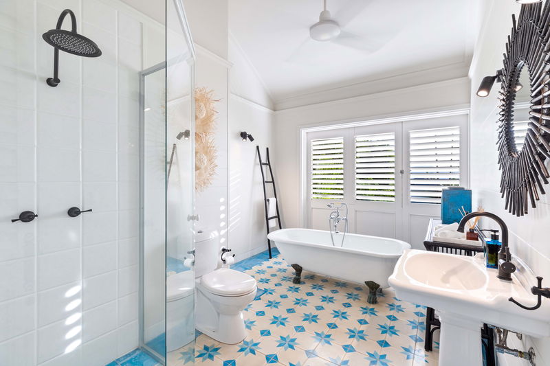 Lighthouse Port Douglas (Heated Pool)