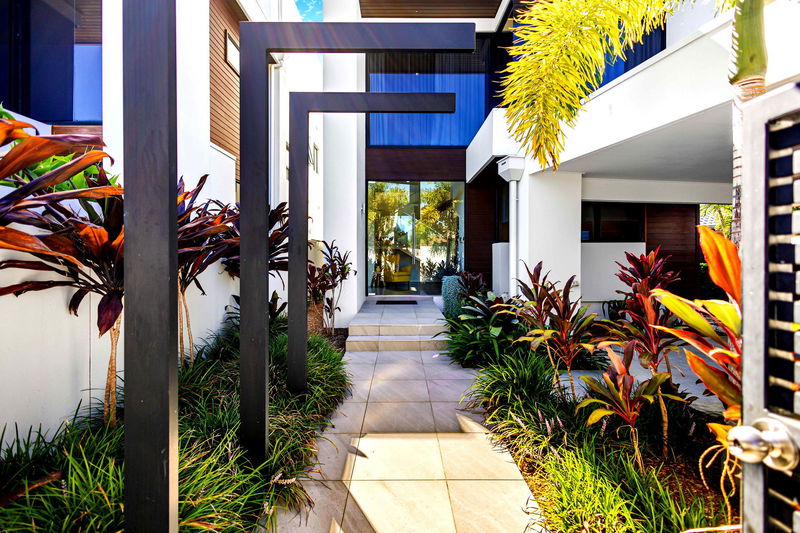 Wanderlust (heated pool)