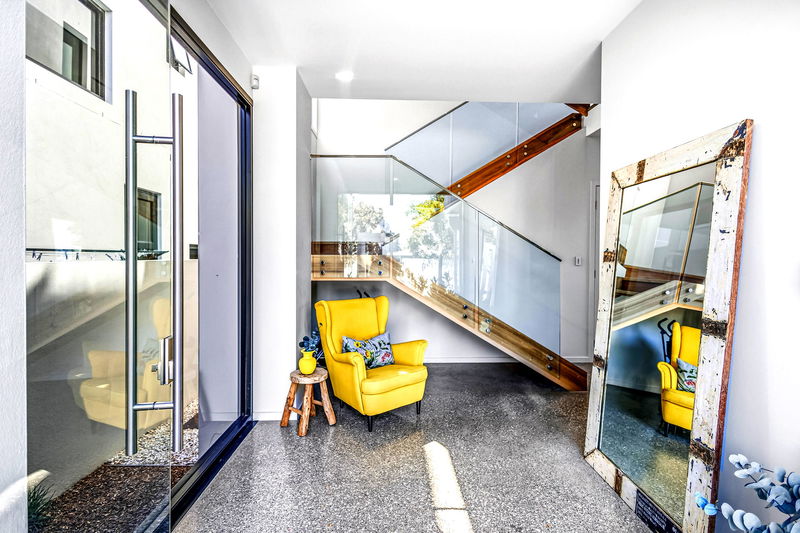 Wanderlust (heated pool)