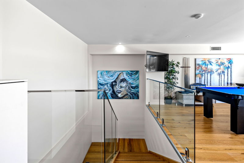 Wanderlust (heated pool)