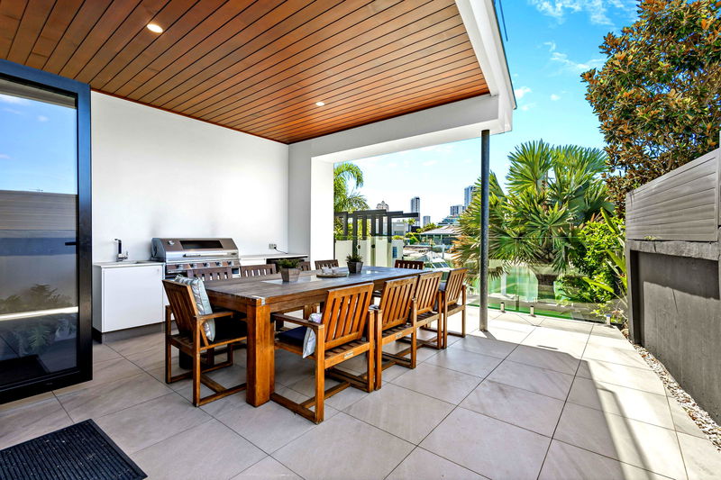 Wanderlust (heated pool)