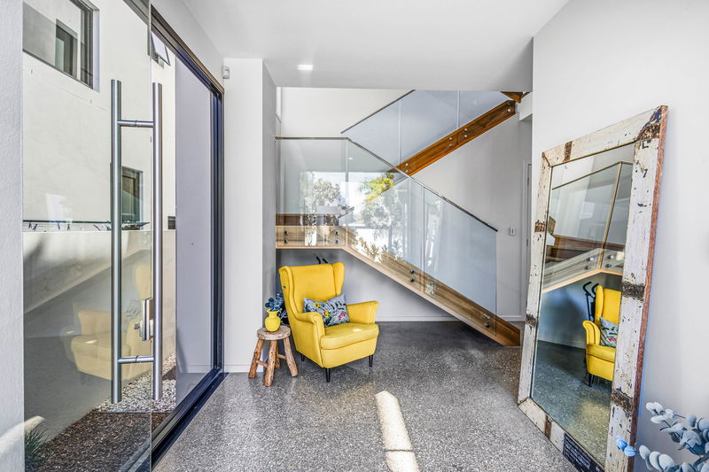 Wanderlust (heated pool)