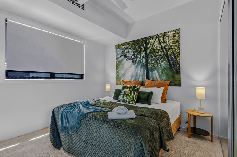 Wanderlust (heated pool)