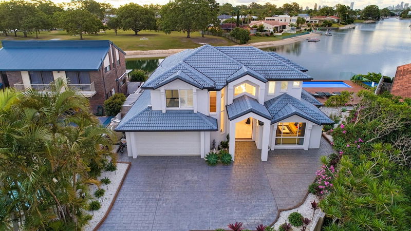 Whitehaven (Heated pool)