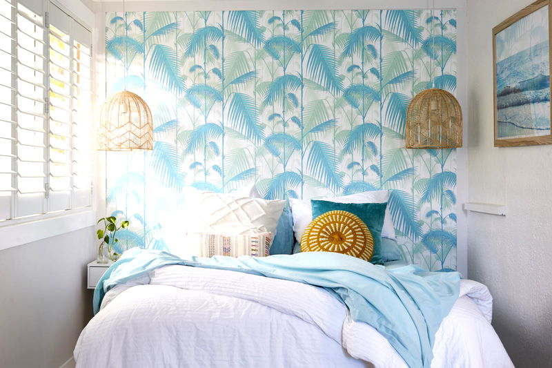 Costa Rica in Byron (Walk to the beach)