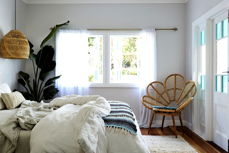 Costa Rica in Byron (Walk to the beach)