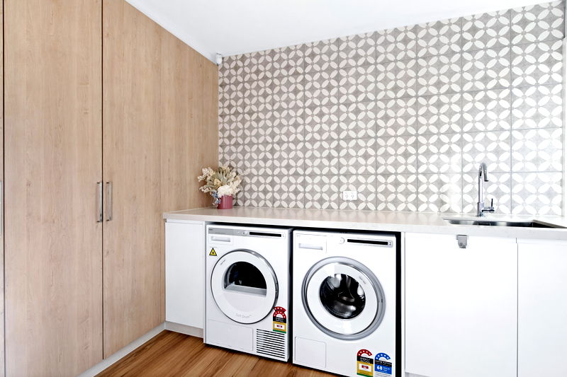 Mermaid Retreat (Heated Pool )