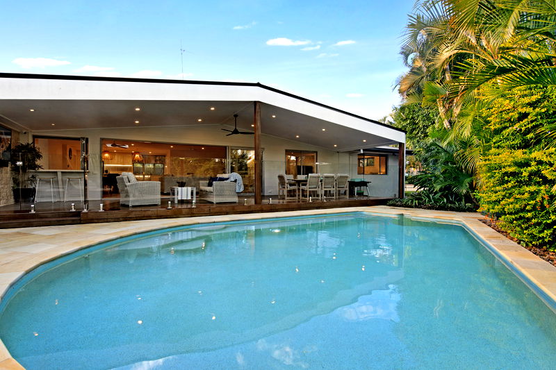 Mermaid Retreat (Heated Pool )