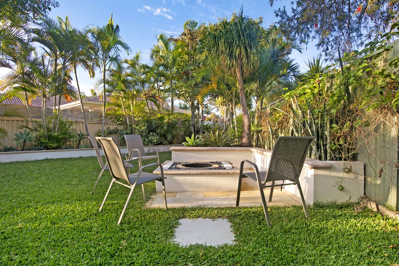 Mermaid Retreat (Heated Pool )