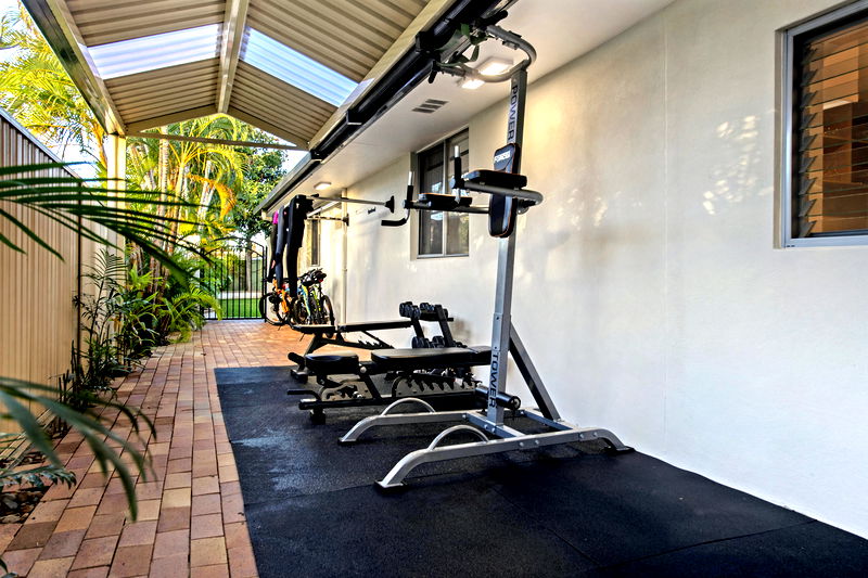 Mermaid Retreat (Heated Pool )