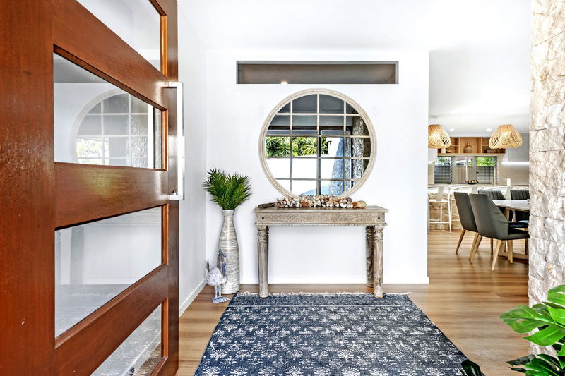 Mermaid Retreat (Heated Pool )