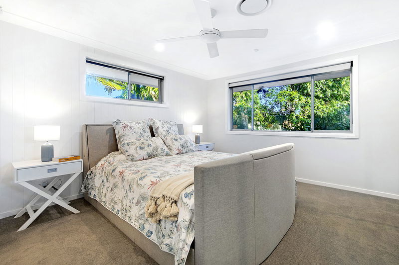 Mermaid Retreat (Heated Pool )