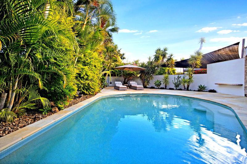 Mermaid Retreat (Heated Pool )