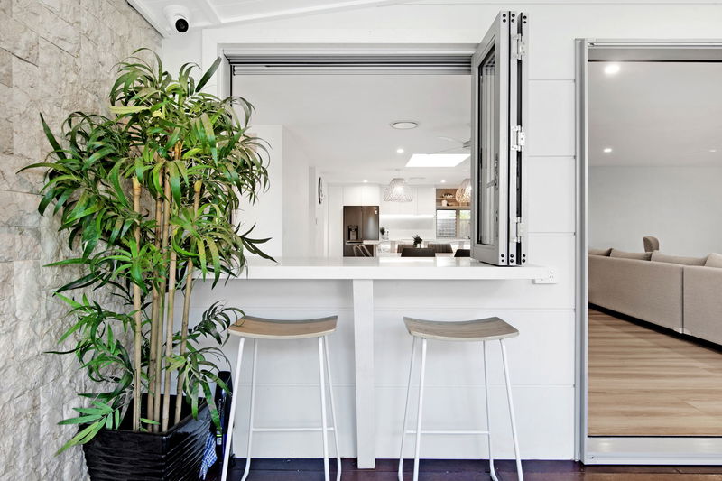 Mermaid Retreat (Heated Pool )