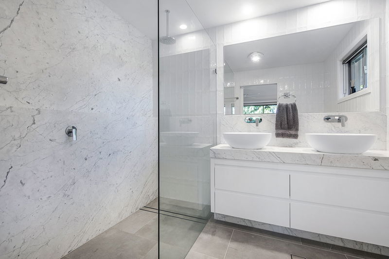 Mermaid Retreat (Heated Pool )