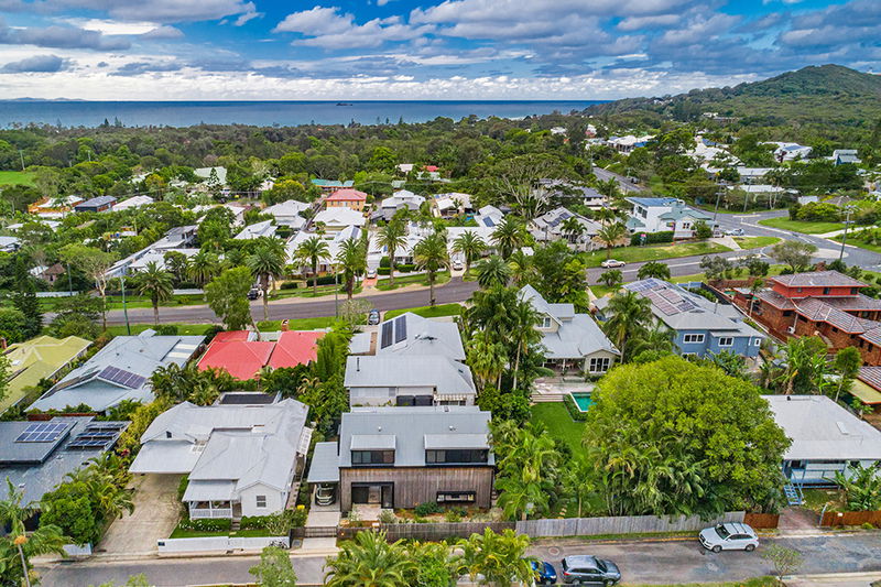 Seabarn - Central Byron, Pool, Walk to Beach