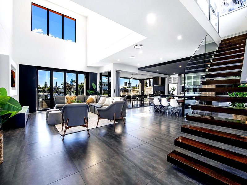 The Grand (heated pool)