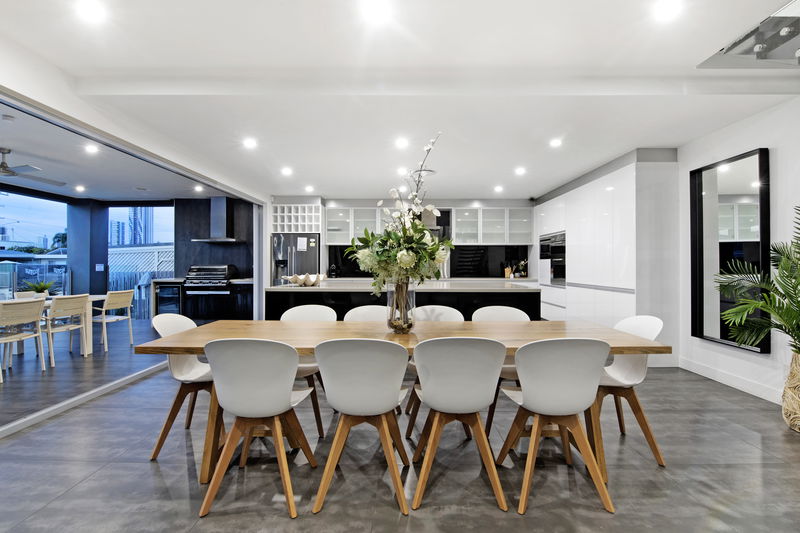 The Grand (Heated Pool)