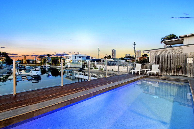 The Grand (heated pool)