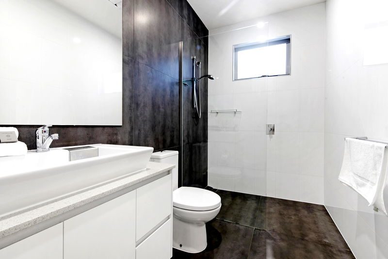 The Grand (Heated Pool)