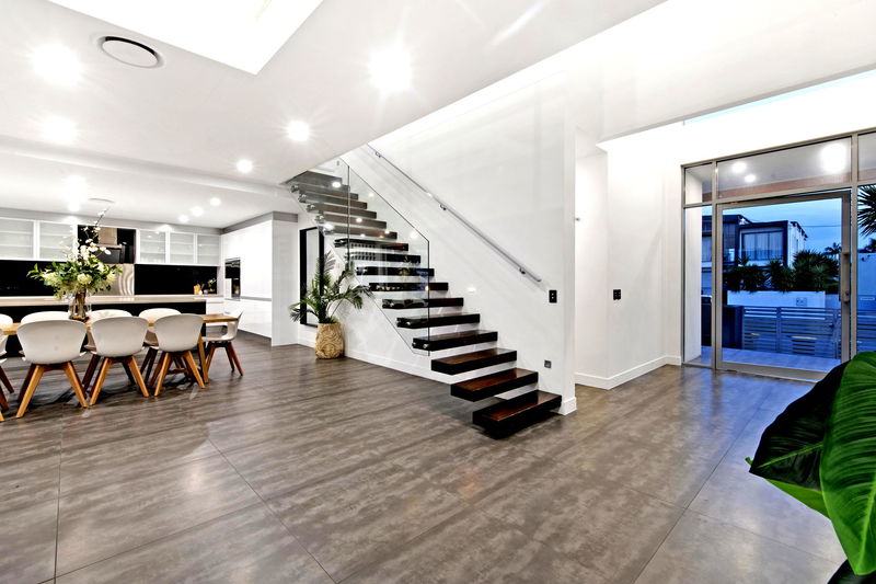 The Grand (Heated Pool)