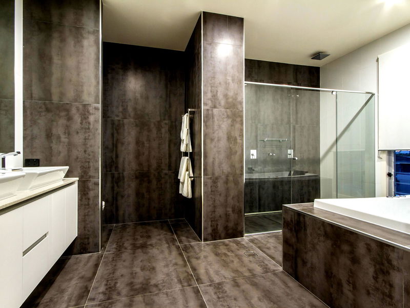 The Grand (Heated Pool)