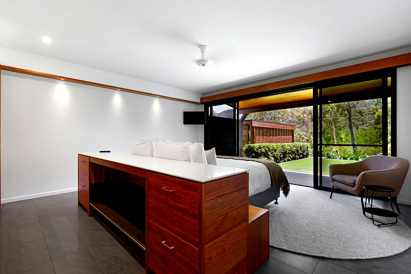 Topaz (With Car Parking)