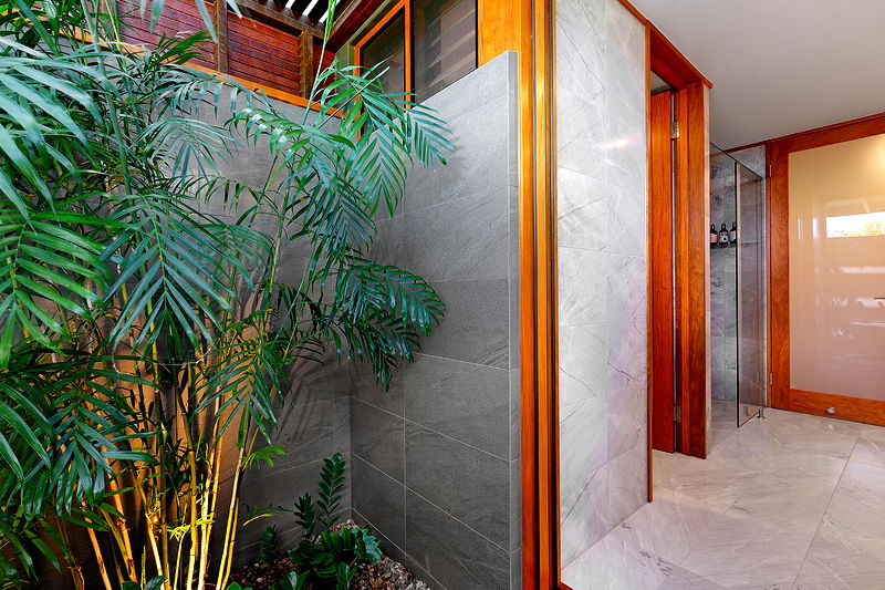 Topaz (With Car Parking)