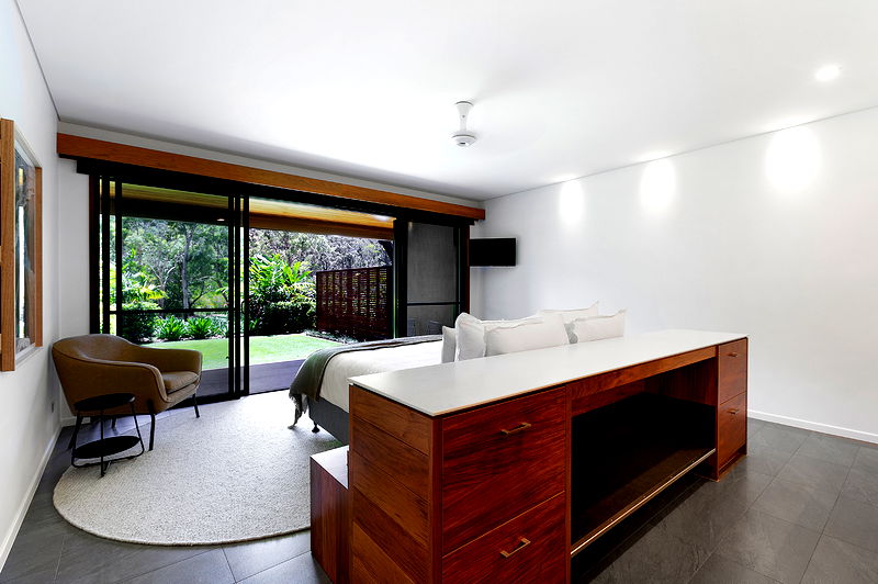 Topaz (With Car Parking)