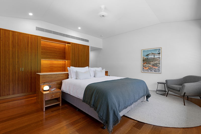 Topaz (With Car Parking)