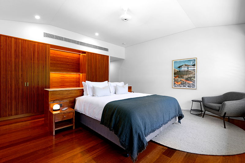 Topaz (With Car Parking)