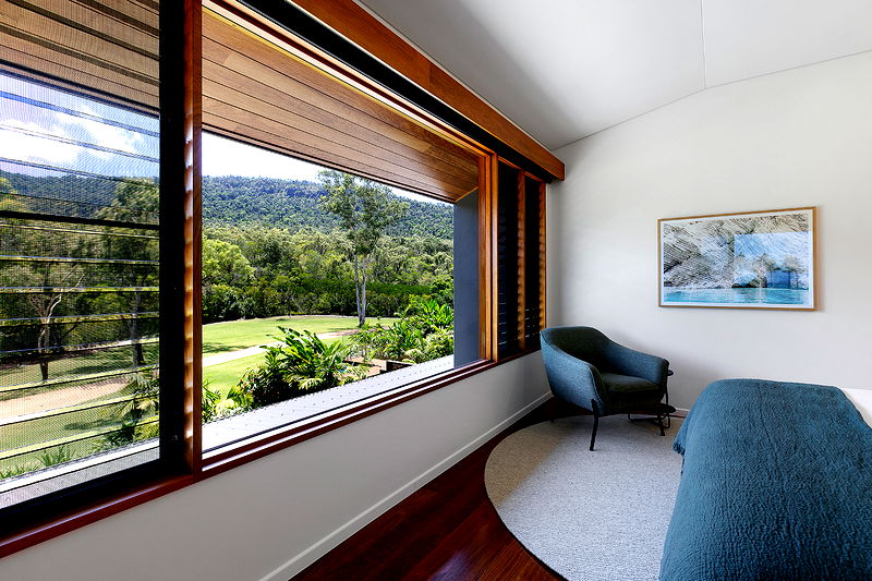 Topaz (With Car Parking)