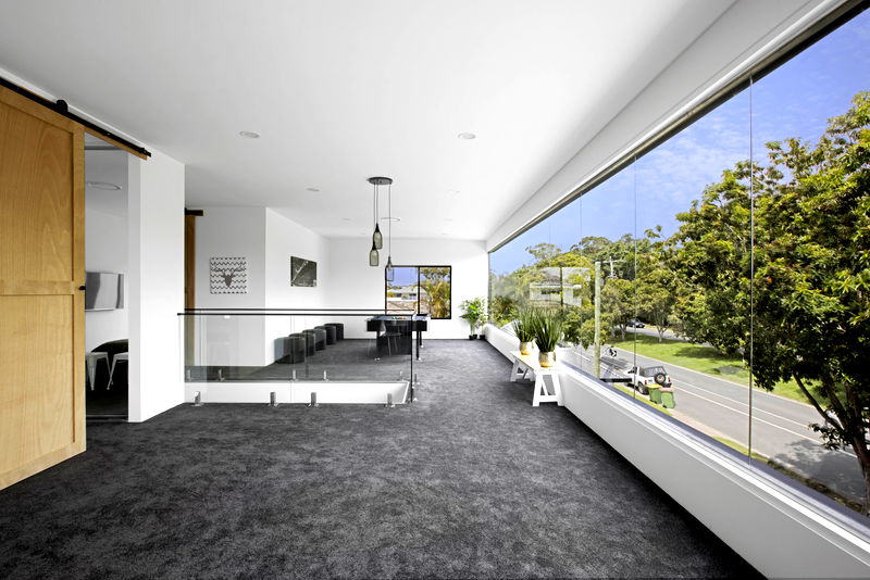 Urban Hideaway "Stay 5 Pay4"