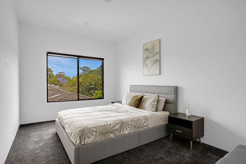 Urban Hideaway "Stay 5 Pay4"