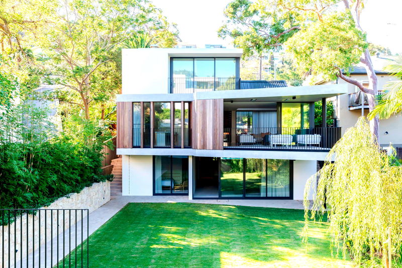 Balmoral Luxury Estate (Walk to Beach)