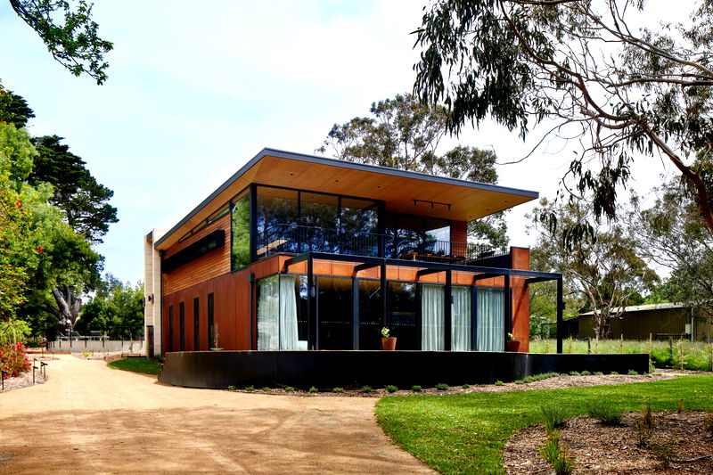 Sand Steps (Heated Pool)