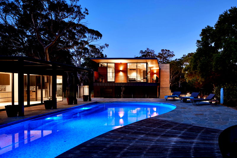 Sand Steps (Heated Pool)