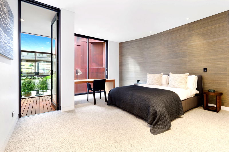 Balmoral Golden Mile Luxe (Heated Pool)