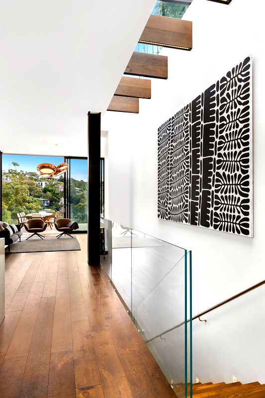 Balmoral Golden Mile Luxe (Heated Pool)