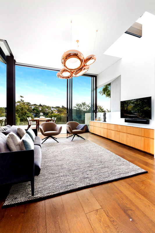 Balmoral Golden Mile Luxe (Heated Pool)