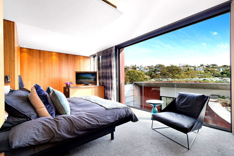 Balmoral Golden Mile Luxe (Heated Pool)