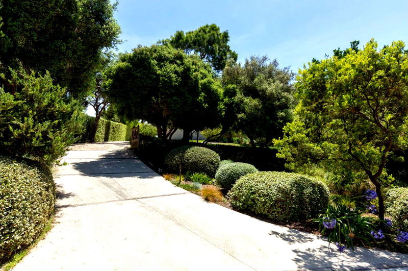 Victoria on Portsea (Solar Heated Pool)