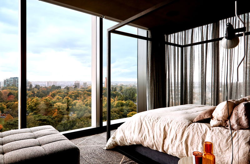 The Melbourne (Stunning city views)