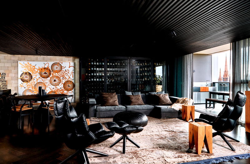 The Melbourne (Stunning city views)